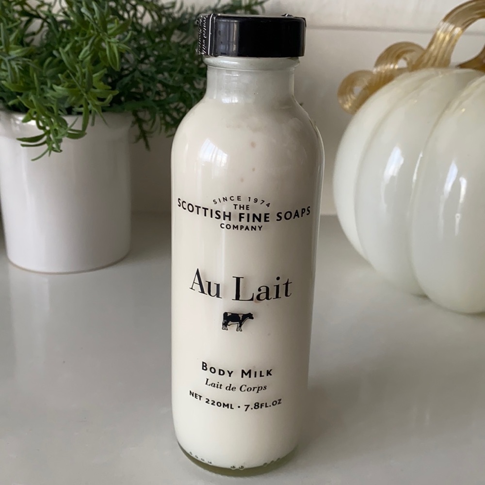 ❤️… Scottish Fine Soaps Au Lait glass 7.8 oz